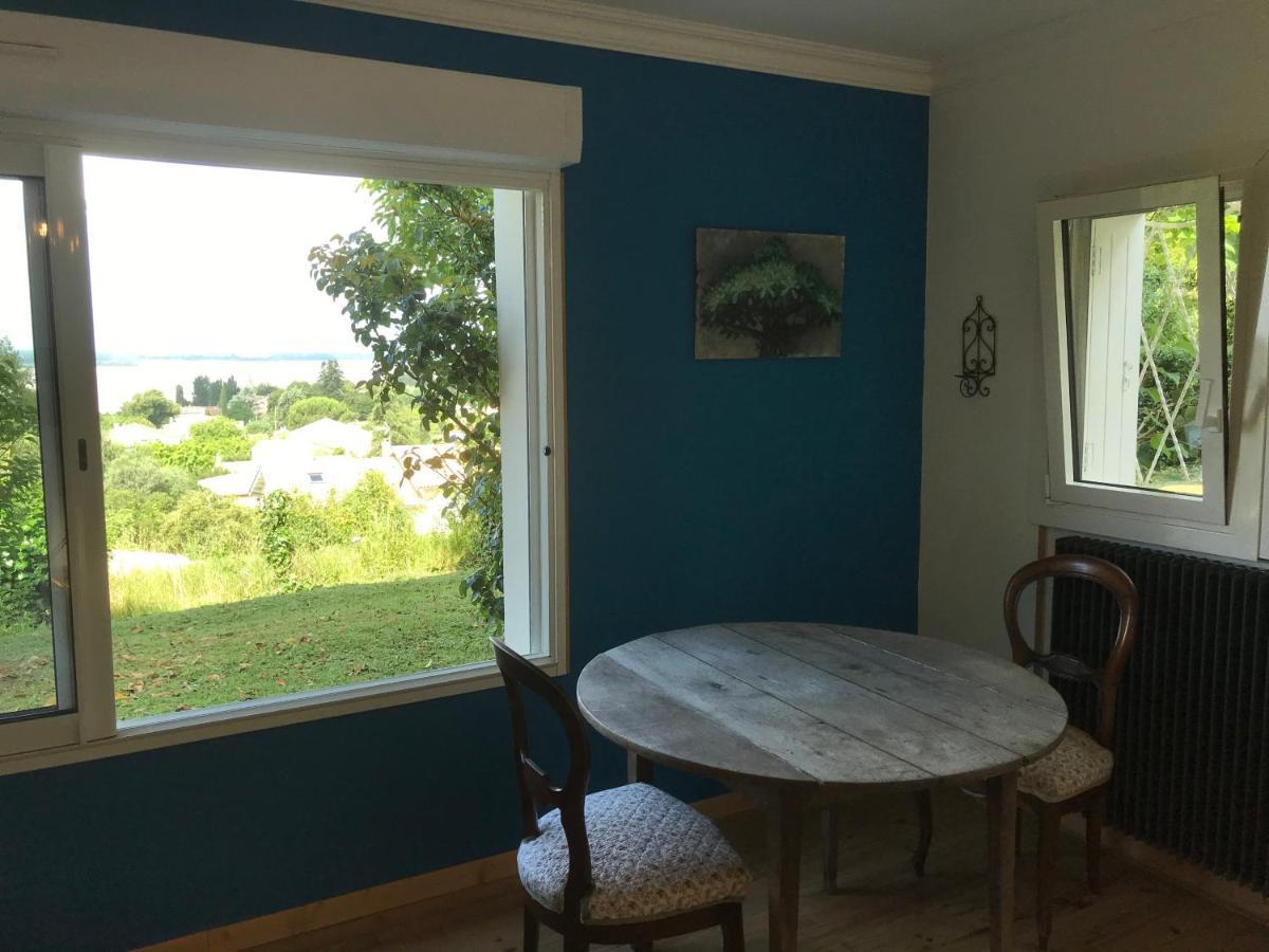 Appartement Avec Vue Panoramique Sur L'Estuaire De La Gironde Plassac  Eksteriør bilde